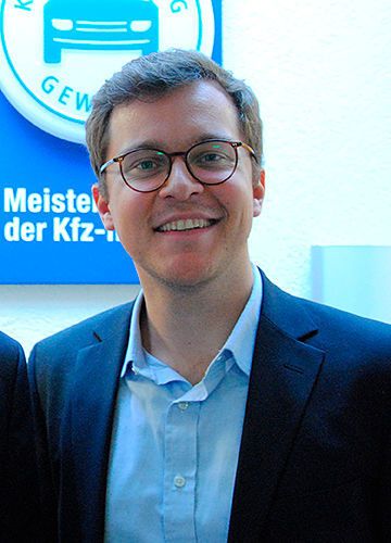 ... und Vertriebschef Marc Schiekofer. (Baeuchle / »kfz-betrieb«)