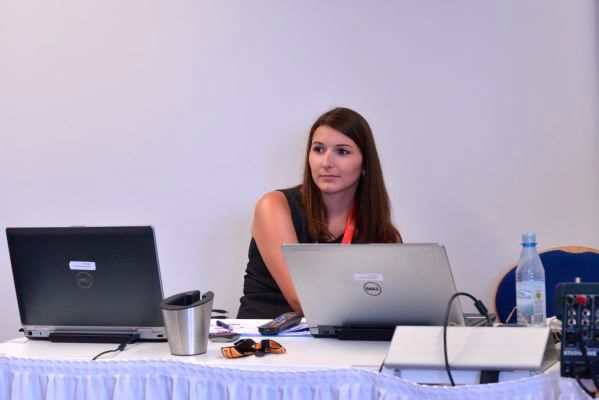 Am Regiepult: Michaela Landwehr vom Vogel-Eventteam. (Bild: Johannes Untch/Vogel Business Media)