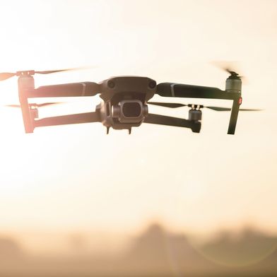 Can chains fend off drones? Yes, as this article shows.  (Source: © cegli - stock-adobe)