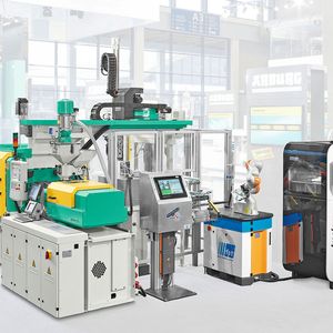 So sah die Fertigungslinie auf der Fakuma 2015 aus.