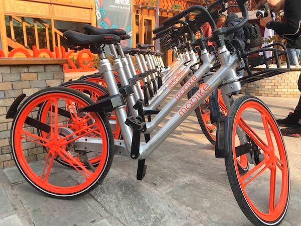 Seen from the download of bike-share app at this stage, Mobike and ofo yellow bike are far ahead in the market (MM China)