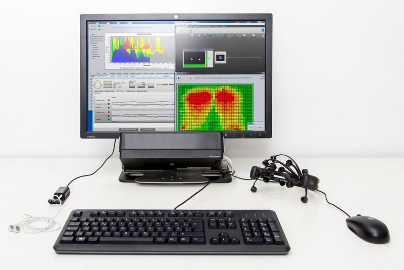 Das Fraunhofer-FKIE arbeitet an der Entwicklung einer Software, die dabei helfen soll, dass Maschinen den Zustand ihres Nutzers künftig erkennen können und entsprechend reagieren. (Fraunhofer-FKIE)