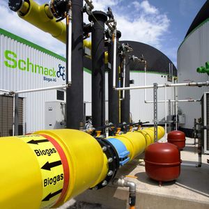 Bioderdgasanlage der Schmack AG in Schwandorf: Hier werden die Ölflex Classic 110 Black und Ölflex-Robust-Leitungen eingesetzt.  Bild: Schmack AG