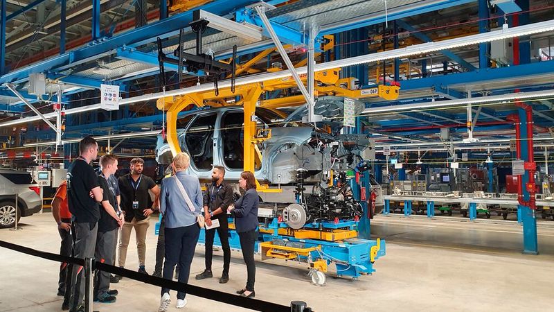 Künftig sollen in Köln-Niehl jährlich 250.000 E-Autos produziert werden. (Bild: Mauritz – VCG)