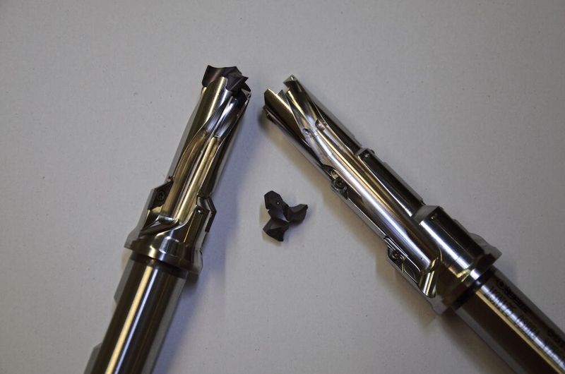 Logiq 3 Cham von Iscar besitzt drei Schneiden und ermöglicht hohe Vorschübe sowie lange Standzeiten. (Bild: Iscar)