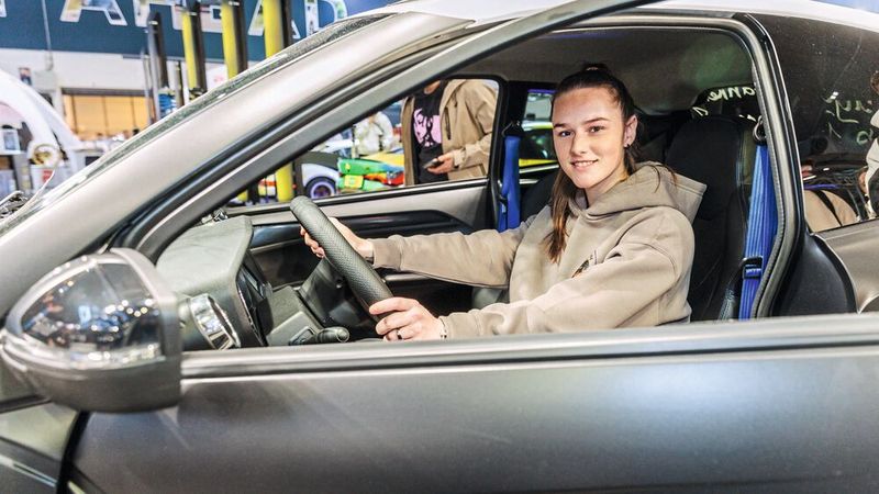 „Time to shine“ lautete das Motto der EMS 2024 – und glänzende Fahrzeuge sowie strahlende Gesichter waren vielfach zu sehen. (Bild: Essen Motor Show)
