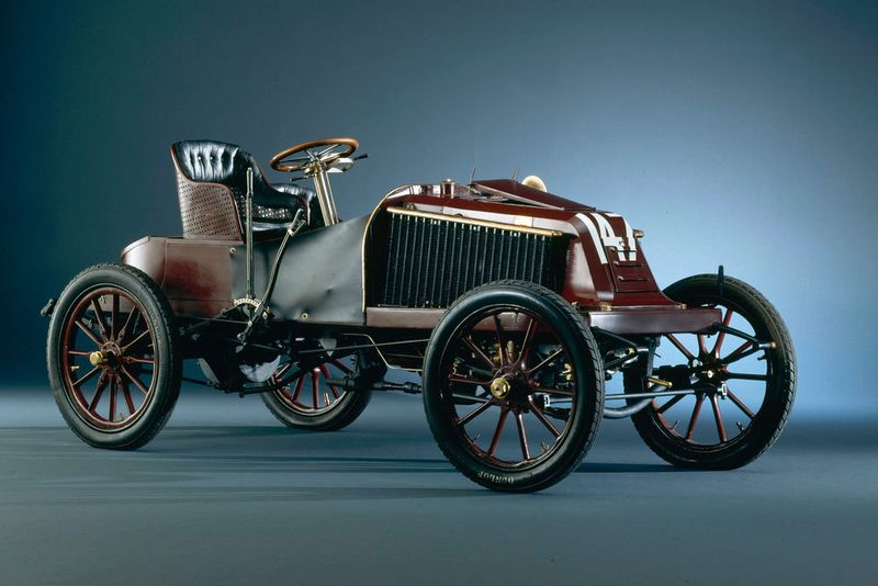 Der Renault Typ K 24 CV war bereits im Jahr 1902 das erste Vierzylinder-Modell der Franzosen. (Renault)