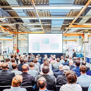 Volles Haus beim Technologietag 2018 bei EMAG Koepfer.