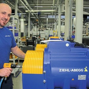 Der Aufzugsmotor ZA-Top ist ein Umsatztreiber der Antriebssparte von Ziehl-Abegg. Außerdem 
trug vor allem das Geschäft mit Ventilatoren zum Wachstum bei.