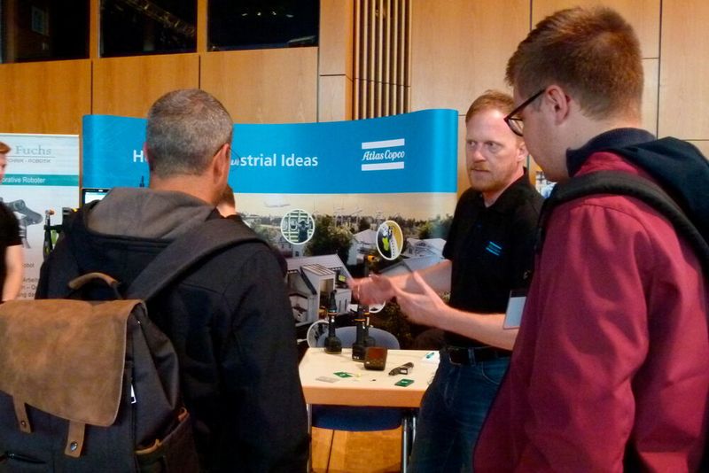 Atlas Copco stellte seine Schraubtechnik vor. Das Spektrum reicht von Werkzeugen für mikroskopisch kleine Verschraubungen in der Elektronik- und Medizintechnik-Produktion bis hin zu Werkzeugen für massive Gewindebolzen an Windenergieanlagen. (D.Quitter/VCG)