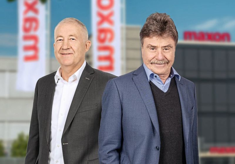 Karl-Walter Braun (rechts): „Aufgrund der gesunden finanziellen Lage haben wir alle Investitionen aus eigenen Mitteln tätigen können. “ (Maxon)