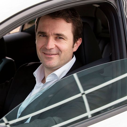 Vincent Ricoux ist für das Marketing bei Nissan Center Europe verantwortlich.(Bild:  Nissan)