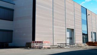 Fast fertig: Das neue Laborgebäude von Phoenix Testlab in Blomberg. (Phoenix Testlab)