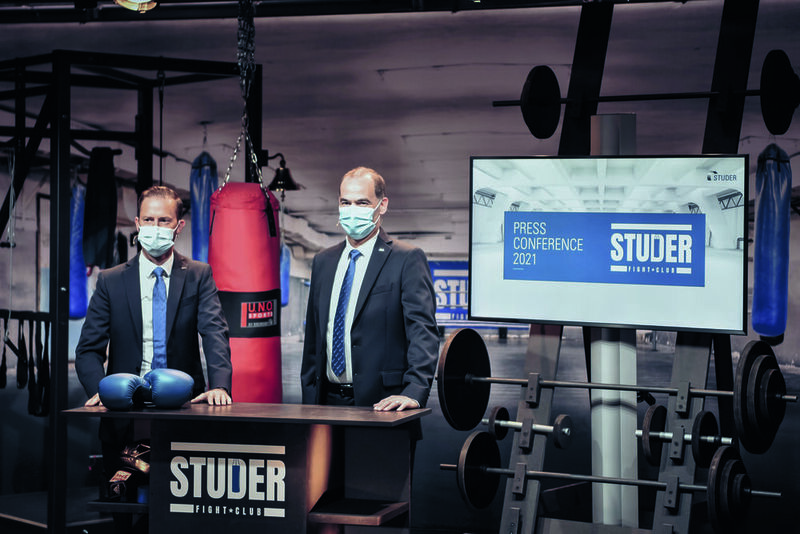 Sandro Bottazzo (à gauche), CSO de Fritz Studer AG, et Jens Bleher, PDG de Fritz Studer AG,  lors de la conférence de presse en ligne de l'entreprise. (Fritz Studer AG)