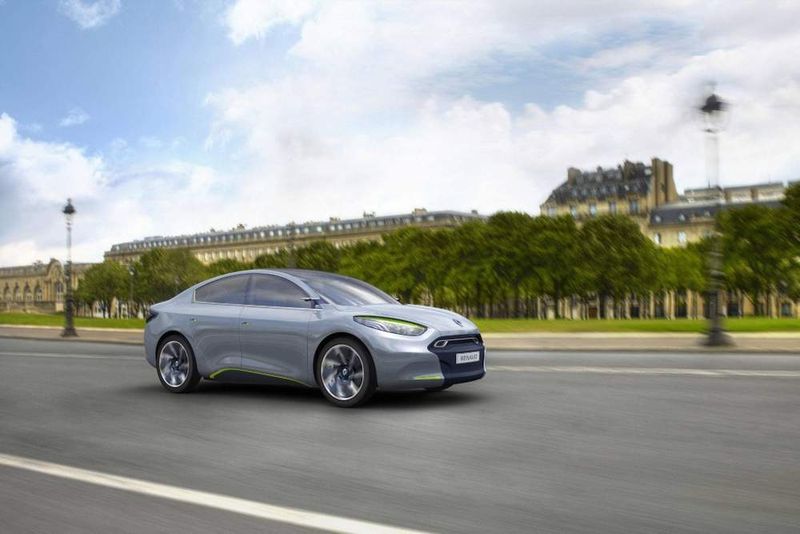Schon recht nah an der Serie ist der Fluence Z. E. Concept, eine Stufenhecklimousine der unteren Mittelklasse. (Archiv: Vogel Business Media)