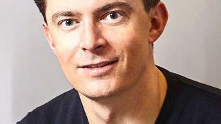 Der VCG-CEO Matthias Bauer informiert, dass Vogel nun exklusiver Partner in puncto Deutscher Nachhaltigkeitspreis ist: „Wir übernehmen und kommunizieren nun auch dabei Verantwortung!“ (Bild: B. Brückner)