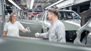 Audi erprobt aktuell flexible Arbeitszeiten für einige Beschäftigte in der Lackiererei in Ingolstadt. (Bild: Audi)