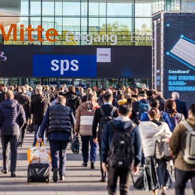 Auf der SPS 2026 zeigt VDMA MII, wie interoperable Maschinendaten die Grundlage für KI-Anwendungen und sichere Datenräume schaffen. (Bild: Mesago & Arturo Rivas Gonzalez)