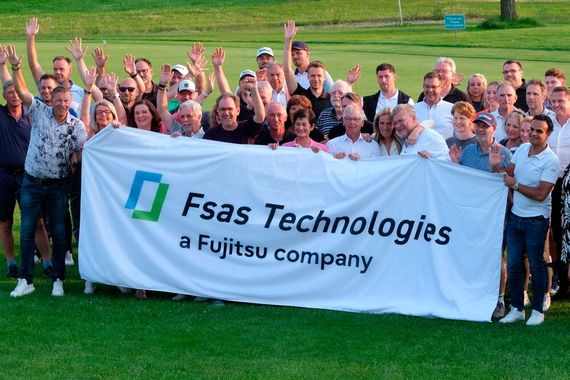 Das Fsas-Team zeigte den Partnern im Rahmen des Fsas-KI-Workshops nicht nur das Potenzial generativer KI. Auch der Dialog, zukünftige Zusammenarbeit, Teamwork und Teamplay standen im Fokus – das zeigte sich auch beim anschließenden Golfturnier. (Bild: Fsas)