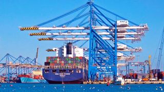 Insbesondere unter herausfordernden Bedingungen muss der Sensor verlässliche Daten in das Gesamtsystem liefern (Symbolbild). (gemeinfrei)