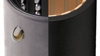 Die höhere Kontaktfläche bei Gleitlagern verteilt die Kraft und lässt den Einsatz ungehärteter Gegenlaufpartner zu. (Bild: igus)