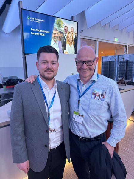 Alexander Strohmeier (Fsas) mit Reinhold Egenter (Bytec) (Bild: Vogel IT-Medien GmbH)