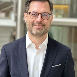 Christian Schwarck verantwortet künftig den kaufmännischen Bereich bei Pöppelmann.(Bild:  Pöppelmann)