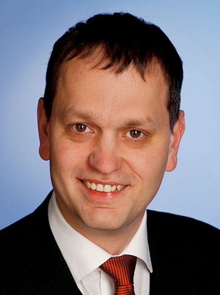 Abb.6: Dipl.-Ing. Holger Wiederhold: Erststudium an der FH Darmstadt im Fachbereich Chemische Technologie; dann Studium an der TU Darmstadt im Fachbereich Chemie mit Vertiefung in Technischer Chemie; seit 2003 Promotion im Arbeitskreis Prof. Vogel über die Untersuchung des Reaktionsmechanismus von Ozon mit Carbon Black. (Archiv: Vogel Business Media)