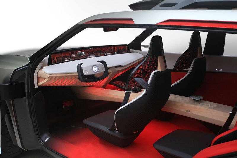 Aufgeräumt präsentiert sich das Cockpit. (Bild: Nissan)