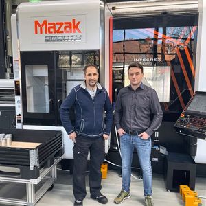 V. l.: Produktionsleiter Mike Strohmeier und Benny Ottenbacher.(Bild:  Andrea Jäger)