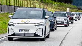 Elektroautos im Test des norwegischen Autofahrerverbands NAF – im Vordergrund der Testsieger Xpeng X9. (Bild: Xpeng)