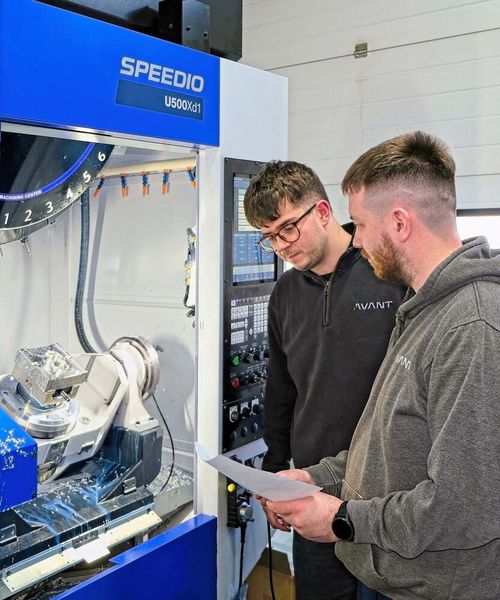 Avant Manufacturing owner Dominic Roach (left) with senior manufacturing engineer Tom Newman in front of the first Brother Speedio U500Xd2-5AX universal compact machining centre installed at the Wisbech factory. (Source: Whitehouse Machine Tools )