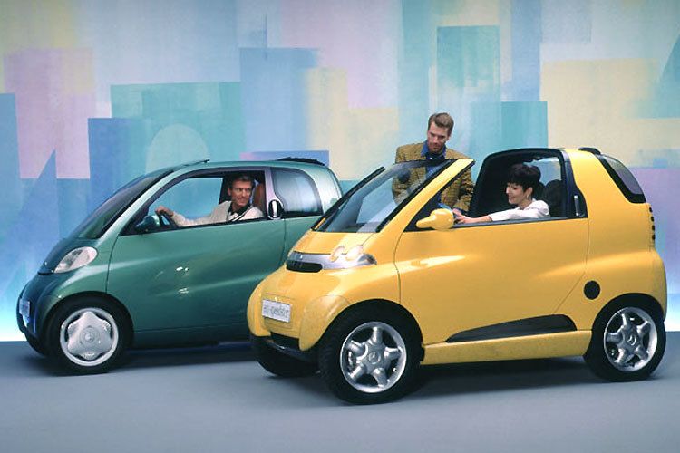 1994: Das Micro Compact Car (MCC) wird in zwei Versionen vorgestellt. (Foto: Daimler)