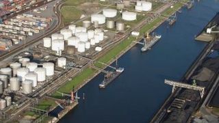 Blick auf den Duisburger Hafen (Rolf Köppen)