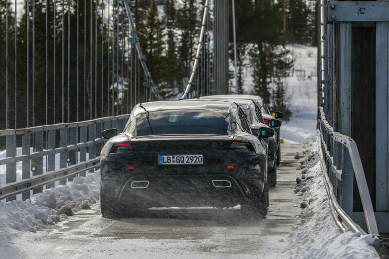 Bei den umfangreichen, weltweiten Tests in insgesamt 30 Ländern herrschen Temperaturen von minus 35 bis plus 50 Grad Celsius und die Autos spulen über sechs Millionen Kilometer ab. (Porsche)
