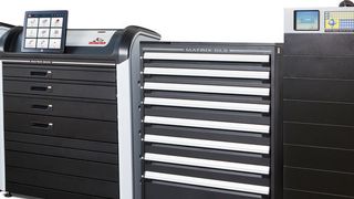 Das Werkzeugausgabesystem Matrix lässt sich kundenspezifisch zusammenstellen und sorgt für Transparenz in der Produktion. (Iscar)