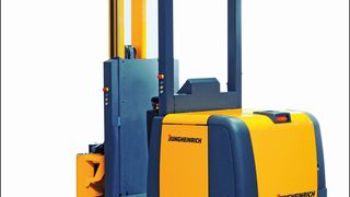 Auf der Logimat 2013 zeigt Jungheinrich live den neuen Auto Pallet Mover vom Typ EKS APM 215a. (Bild: Jungheinrich)