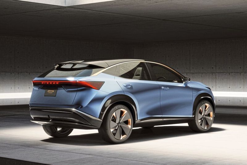Der vermutlich seriennahe Ariya soll den Aufbruch Nissans in eine neue Zukunft der E-Mobilität markieren. (Nissan)