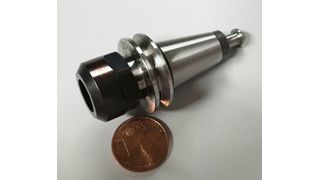 Für das Mikrobearbeitungszentrum microone kann jetzt eine Spannzangenaufnahmen geordert werden, die selbst dem Wirbel widerstehen, wenn Drehzahlen bis 60.000 U/min wirken. (Zorn Maschinenbau)