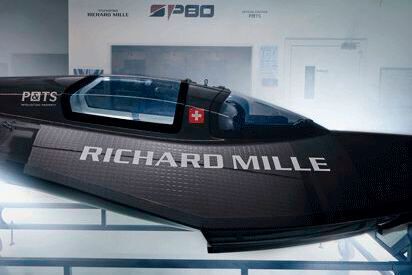 Das Cockpit besteht aus zwolf Millimeter starken Polycarbonatplatten.(Bild:  MateoGiraud)