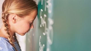 Was beim Kopfrechnen im Gehirn abläuft, ist noch weitgehend unbekannt. (Symbolbild) (Bild: ©gpointstudio - stock.adobe.com)