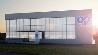 Im Entwicklungszentrum des Zulieferers Plastic Omnium im slowakischen Lozorno sind 110 Ingenieure und Techniker beschäftigt. Der Schwerpunkt liegt auf den Bereichen Karosserie und Struktur. (Grafik: Plastic Omnium)