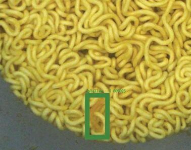 KI-gestützte Bildverarbeitungssysteme finden Verunreinigungen oder Mängel in Instantnudeln erheblich schneller und zuverlässiger als menschliches Personal. (Bild: Teledyne Dalsa)