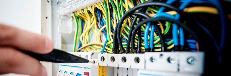 Die Umstellung auf Gleichstrom in der Industrie wird maßgeblich zur Energiewende in der Industrie 4.0 beitragen.(Bild:  gemeinfrei / Pexels)