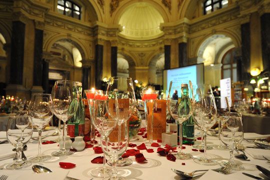 Im ersten Stock des Museums war alles bereit für das Galadiner. (Archiv: Vogel Business Media)