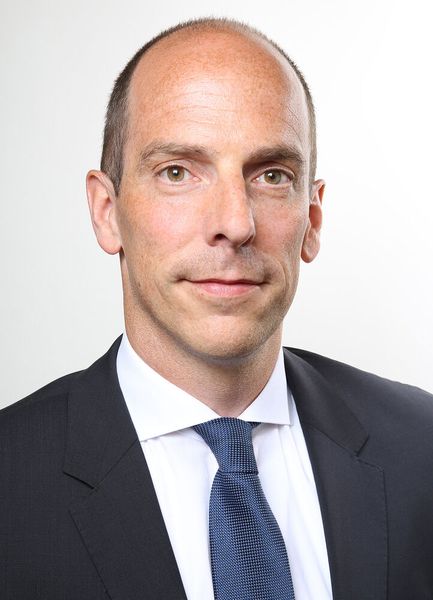 Tom Huber, Head of Operations Performance & Strategy bei MHP: „Wer die digitale Transformation vorantreiben will, sollte vor allem Digitalisierungskompetenz in der Geschäftsführung verankern.“ (Bild: MHP)