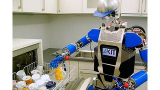 Die humanoiden Armar-Roboter – hier Armar-III – wurden entwickelt, um Senioren den Alltag zu erleichtern. (Bild: KIT)