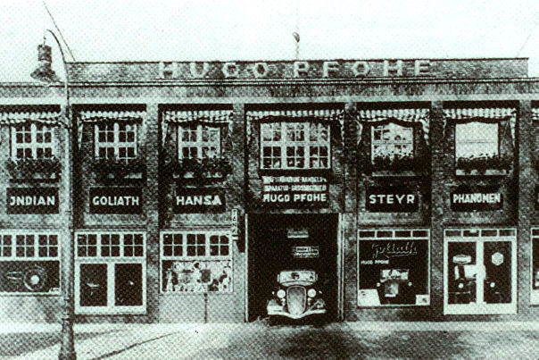Im Jahr 1925 ließ Hugo Pfohe auf 3.000 Quadratmetern in der Barmeker Straße in Hamburg eine Werkstatthalle samt Ausstellungsraum bauen.  (Hugo Pfohe)