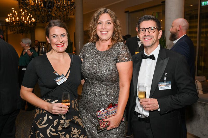 (v. l.) Vanessa Heiland (l., TXOne), Franzi Magai (Vogel IT-Akademie) und Raphael Bächle (Telemaxx) (Bild: Hannes Magerstädt)