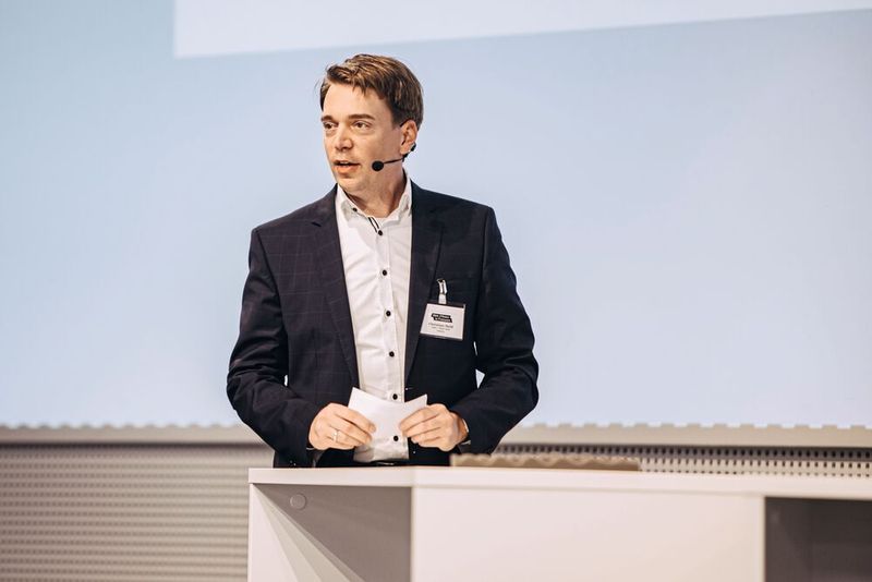 Impressionen der Fachtagung „Mehr Effizienz im Presswerk“ am 15. September 2021 in Würzburg. (Bild: VCG)